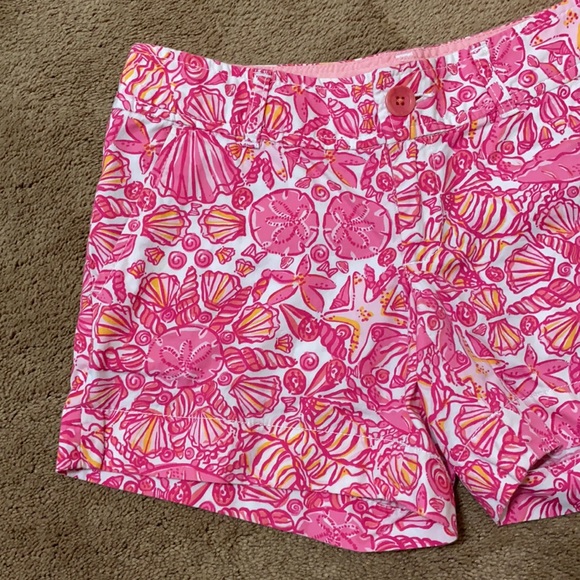 Lilly Pulitzer Sailors Valentine Callahan Shorts - Picture 7 of 15